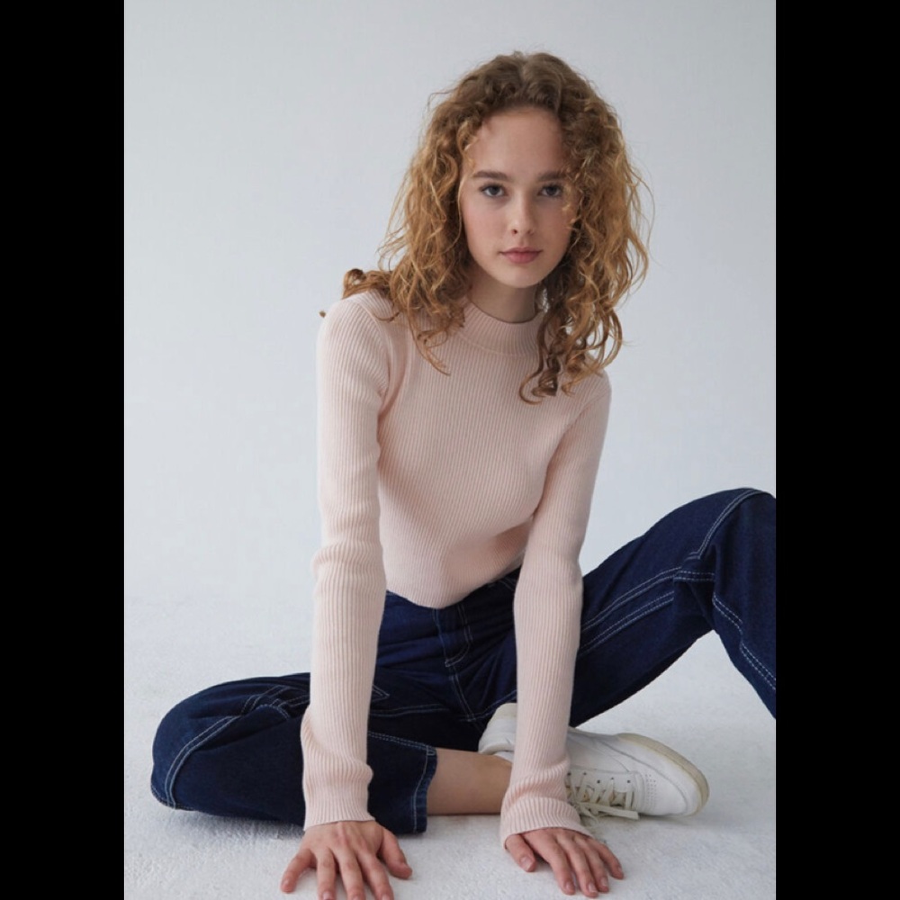 Brandy Melville Pink Turtle Neck